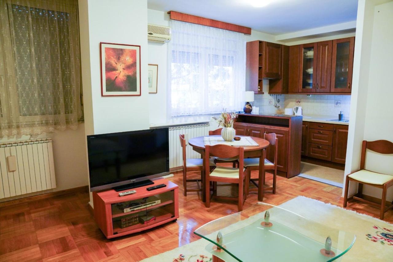 Skopjepad - Centrally Located, Stylish Pad Kültér fotó